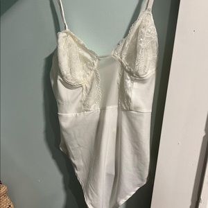 Such a cute lace mesh top